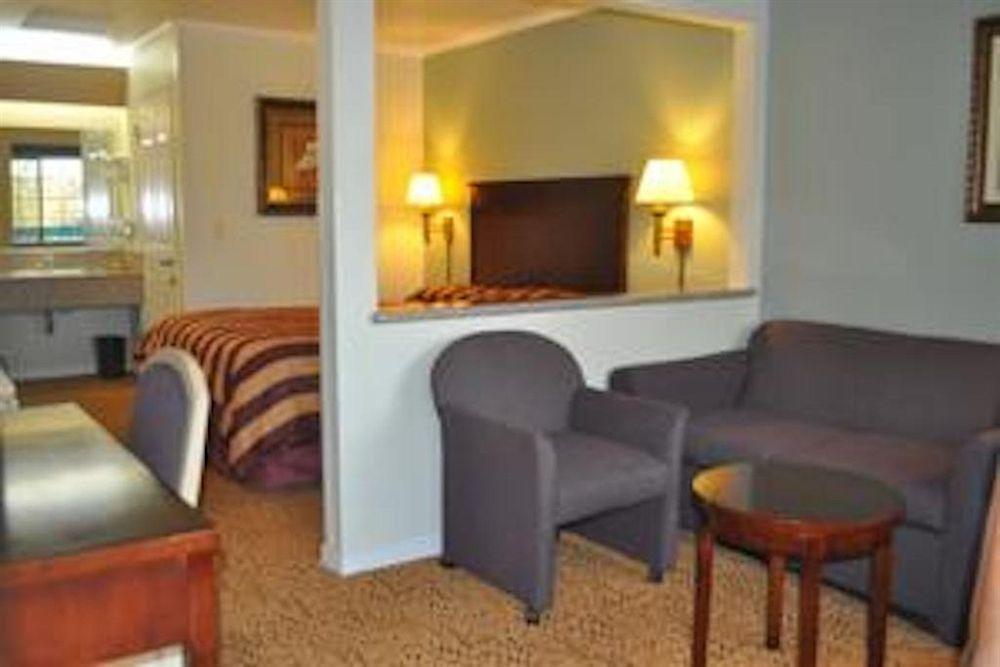 Executive Inn & Suites Sacramento Bagian luar foto