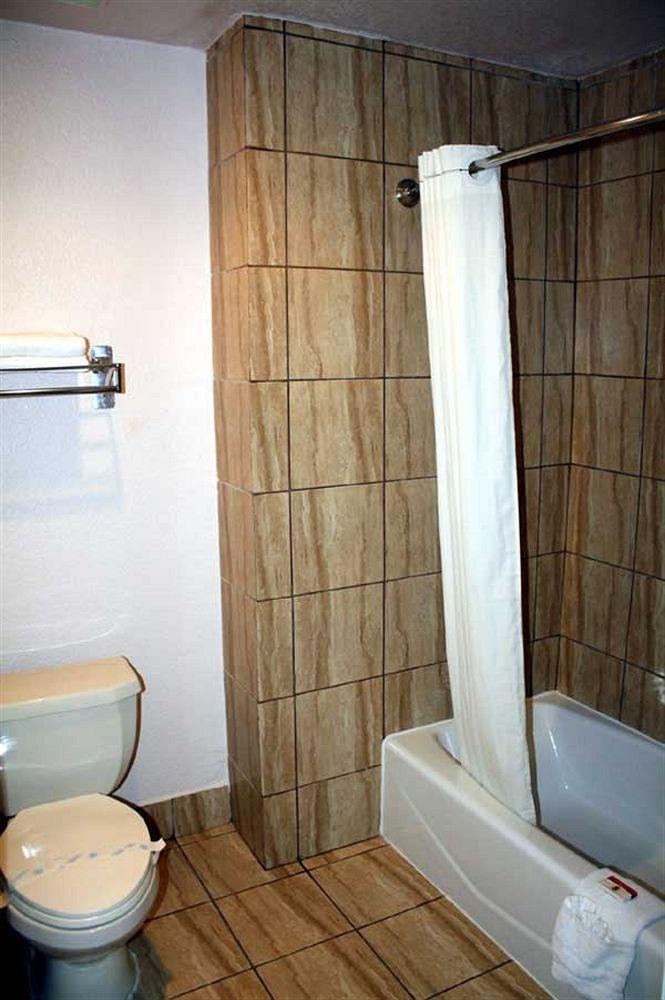 Executive Inn & Suites Sacramento Bagian luar foto
