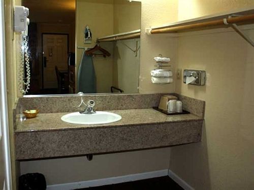 Executive Inn & Suites Sacramento Bagian luar foto